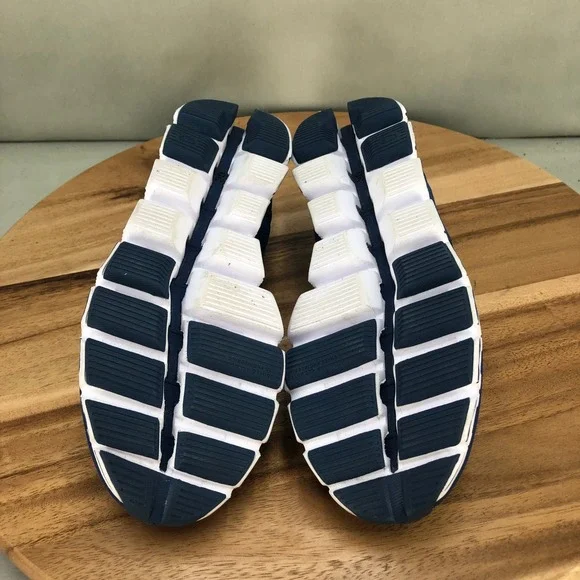 On Cloud 5 Running Shoes Womens 8 Blue White Lightweight Cushioned Comfort - Picture 7 of 8